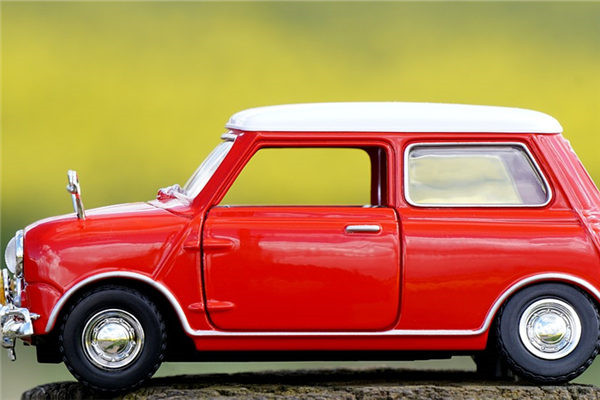 夢到了汽車掉了是什麼意思_周公解夢