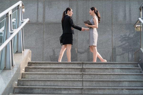 95年屬豬的貴人_十二生肖