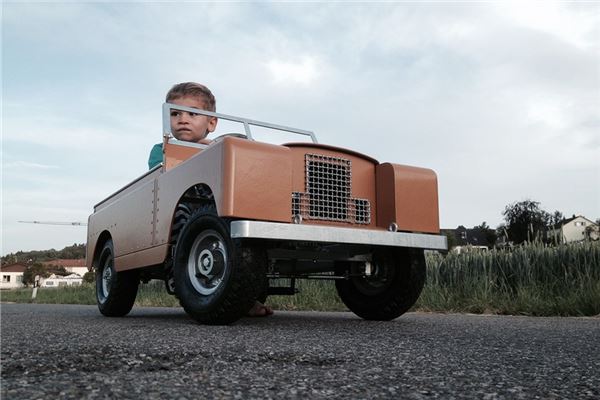 夢見開車預兆_周公解夢