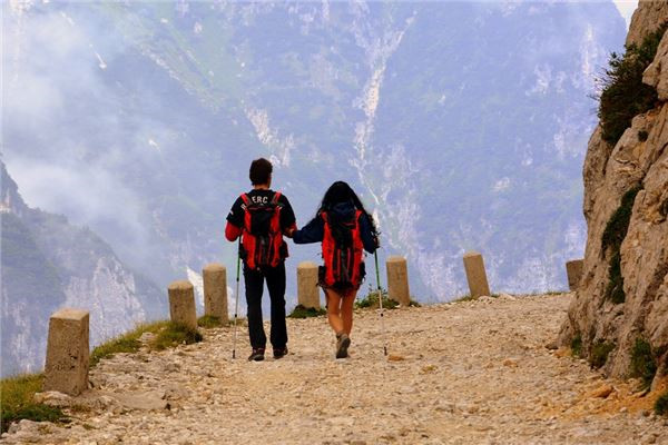 夢見死人和活人預示什麼_周公解夢
