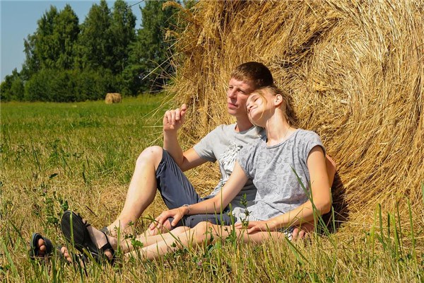 夢見老公移情別戀有何寓意_周公解夢