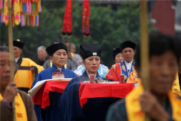 夢見做法事的場面_周公解夢