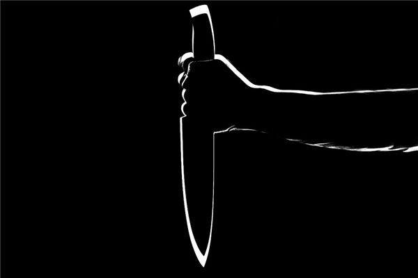 夢見用刀砍人是什麼意思_周公解夢