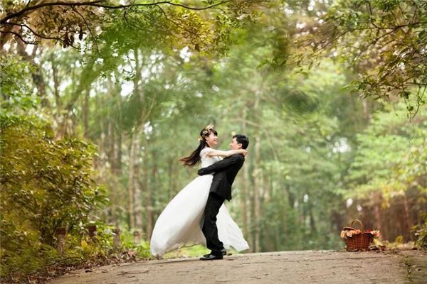 夢見自己辦婚禮_周公解夢