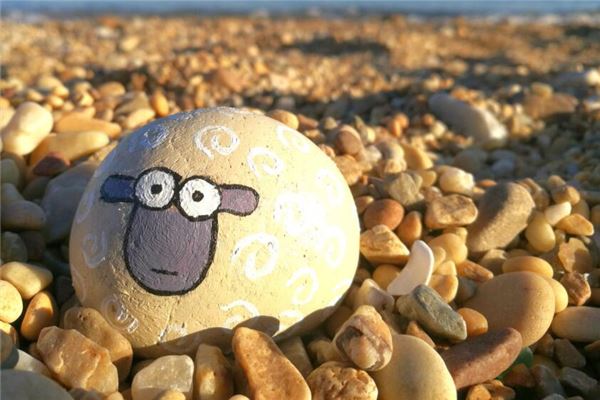 夢見撿石頭_周公解夢