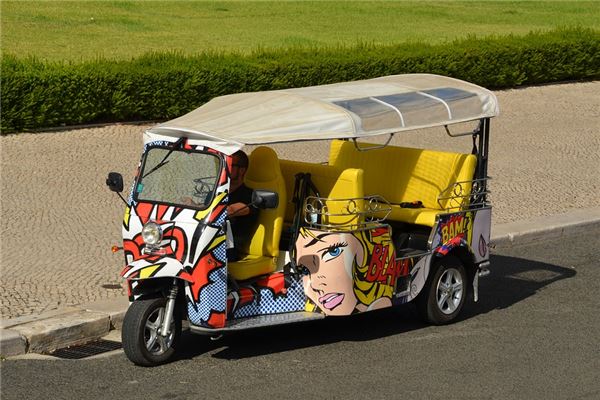 夢見自己開三輪車_周公解夢