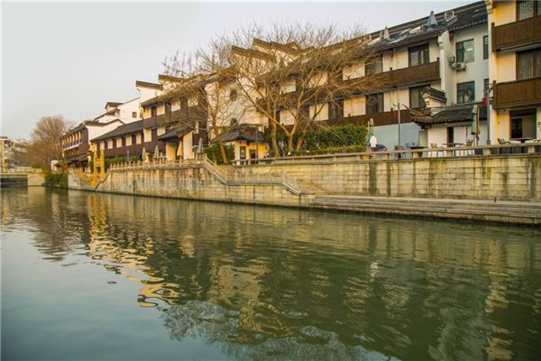 夢到老房子_周公解夢