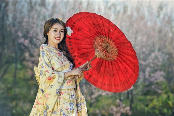 夢到反穿衣服是什麼預兆_周公解夢