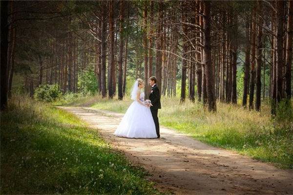 夢見自己結婚是什麼意思_周公解夢