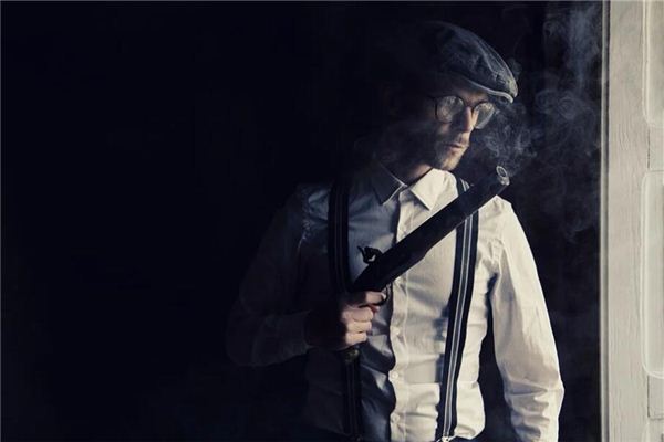 夢到槍殺現場代表什麼_周公解夢