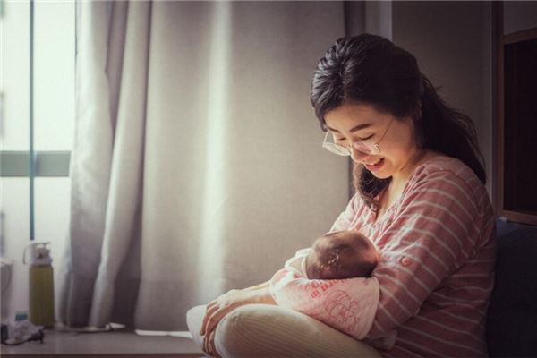 夢見餵奶給小嬰兒_周公解夢