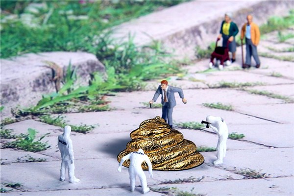 夢見踩尿代表著什麼_周公解夢