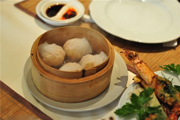 已婚女夢見餃子但沒吃_周公解夢