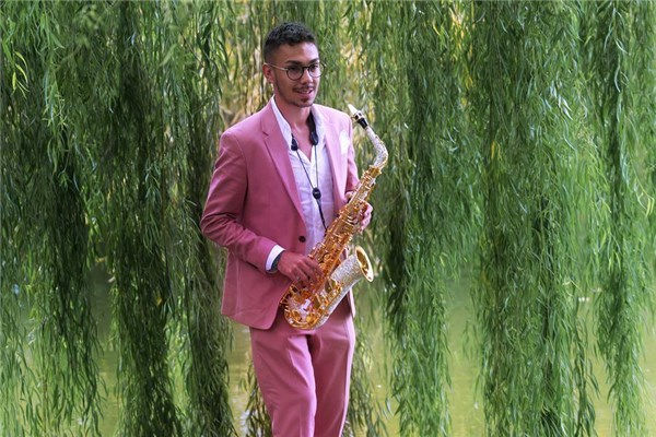 夢到了單身男朋友有什麼寓意嗎_周公解夢