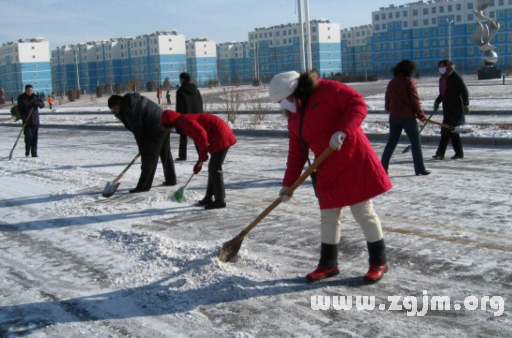 商人夢見鏟雪