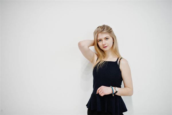 1977年屬蛇女2020年每月運程_十二生肖