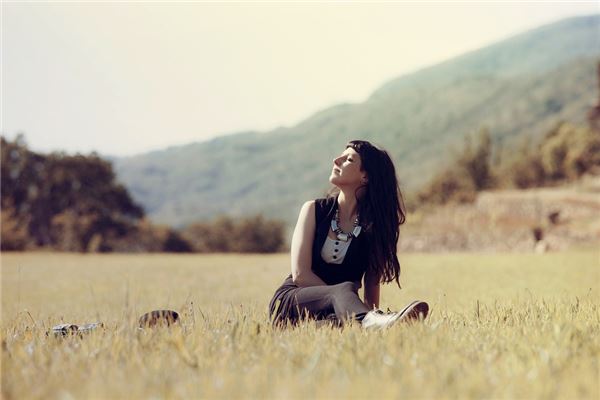 屬鼠女的性格和脾氣_十二生肖