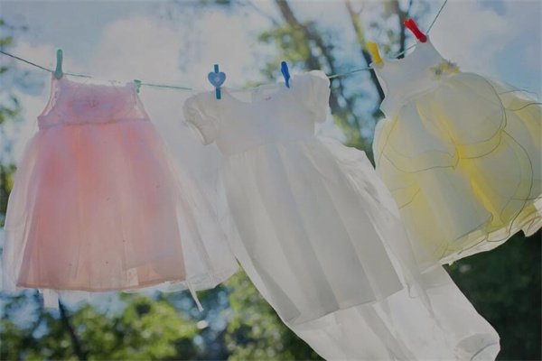 夢見嗮衣服會有什麼預兆_周公解夢