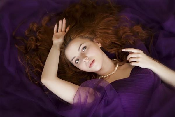 夢見頭髮掉光了_周公解夢