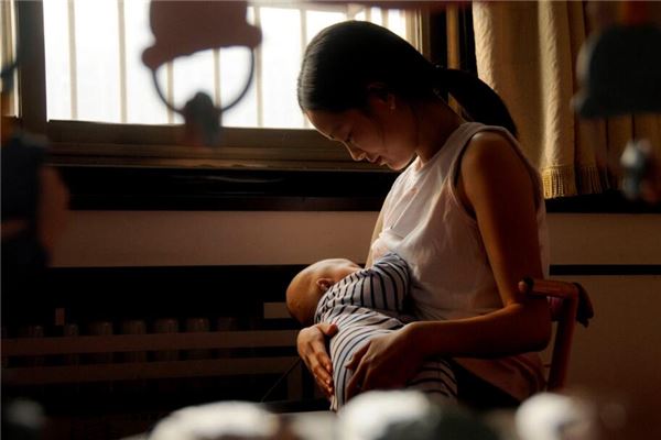 夢見自己流奶水_周公解夢