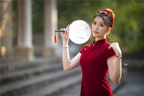 夢見做旗袍啥意思_周公解夢