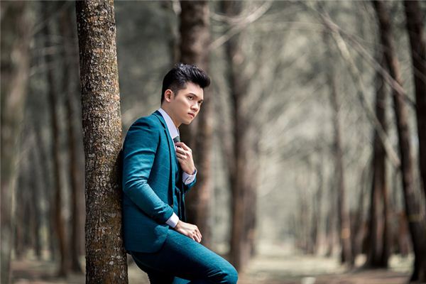 夢見曾經深愛的男人_周公解夢