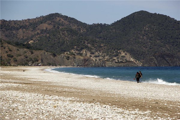 夢到了以前的人和事有什麼含義_周公解夢