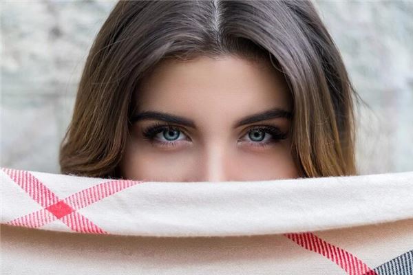 女人夢見刮眉毛_周公解夢