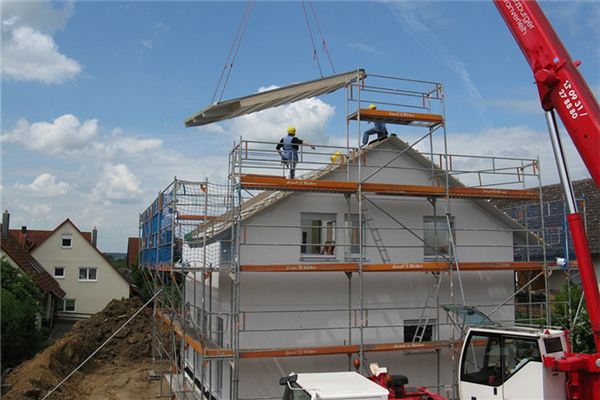 女人夢見正在起建房子_周公解夢