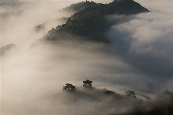 夢到了水霧是啥預兆_周公解夢