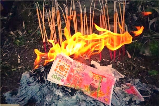 夢到了逃跑時被大風吹倒是好是壞_周公解夢官網