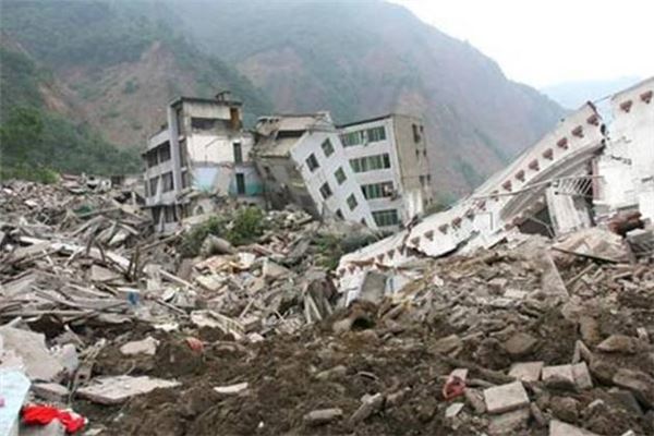 夢見地震,地震後自己又被拯救了_周公解夢