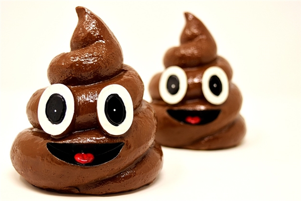 夢見嬰兒拉的金黃色的粑粑有什麼寓意嗎？_周公解夢