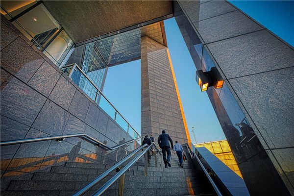 夢到了上階梯是什麼徵兆_周公解夢