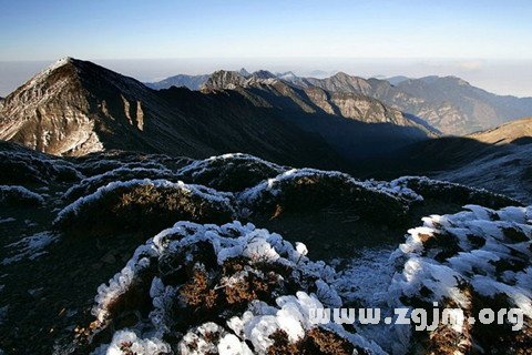 夢見山頂積雪