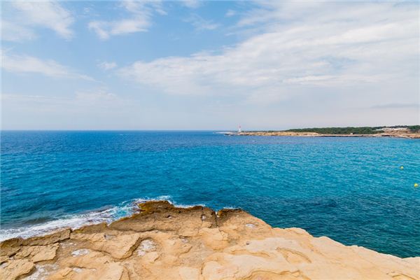 夢見大海水很清澈_周公解夢