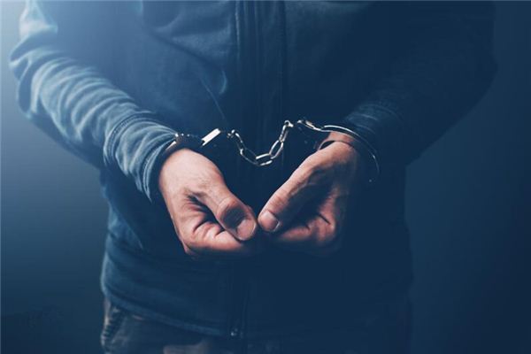 夢見被關進監獄_周公解夢