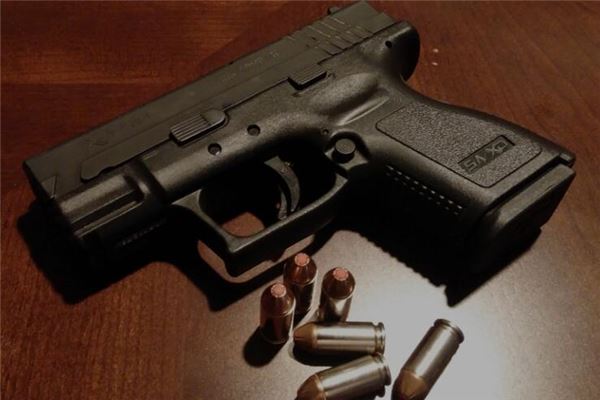 夢到了手搶預示什麼_周公解夢