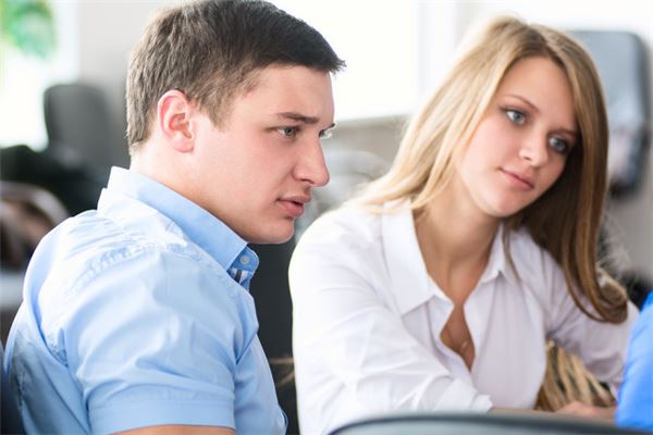 夢見老闆喜歡自己_周公解夢