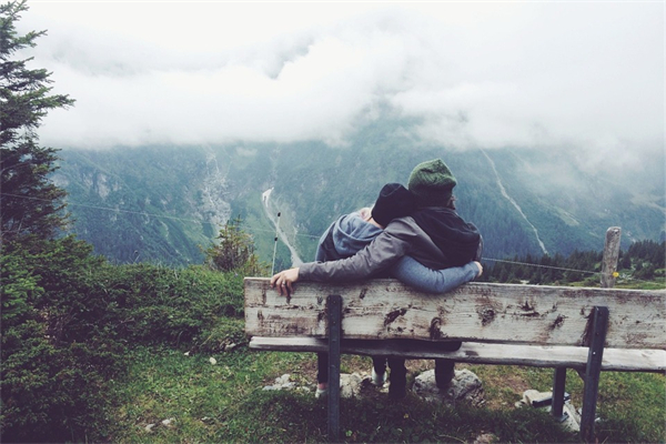 夢見和長輩做愛是啥預兆_周公解夢