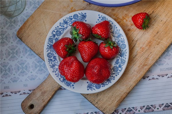 夢到了白草莓會怎麼樣_周公解夢
