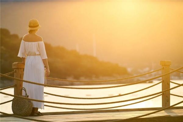 女人夢到準備去旅遊_周公解夢