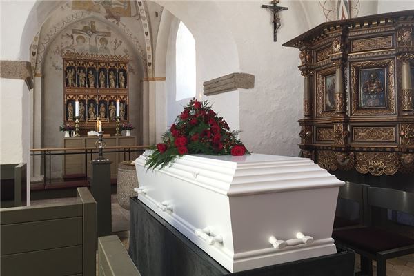 夢見做棺材_周公解夢