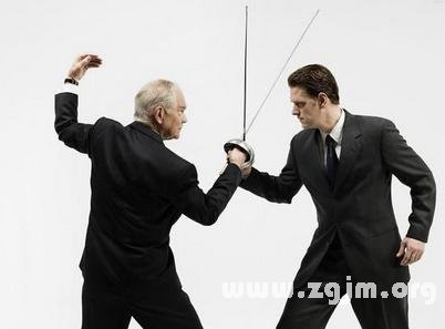 職場中宿敵般存在的星座_十二星座