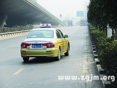 夢見車被扣