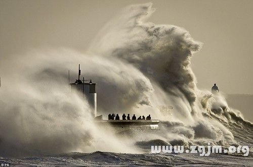 夢見將要狂風爆雨_周公解夢