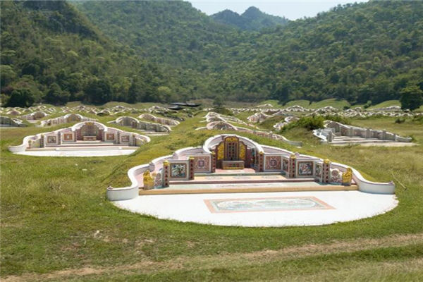 夢到遷移長輩的墳墓_周公解夢