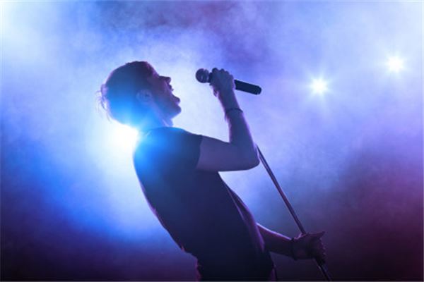 夢見男歌手_周公解夢