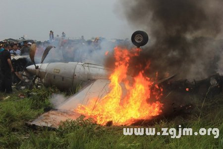 夢見飛機爆炸