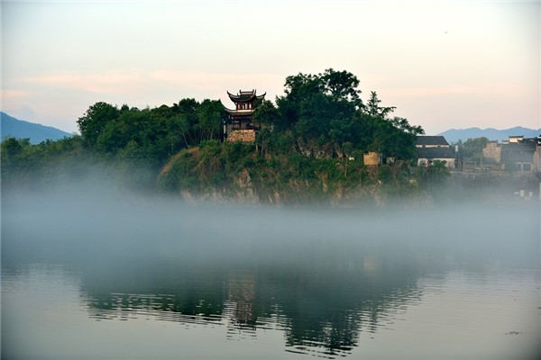 夢到山上有水是什麼啟示_周公解夢